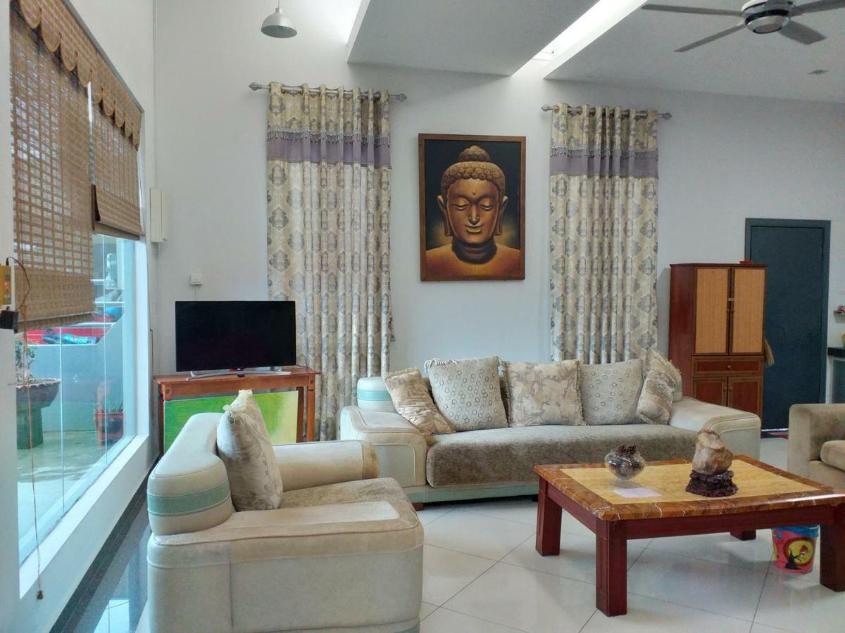 Jinjang Homestay Куала Лумпур Екстериор снимка